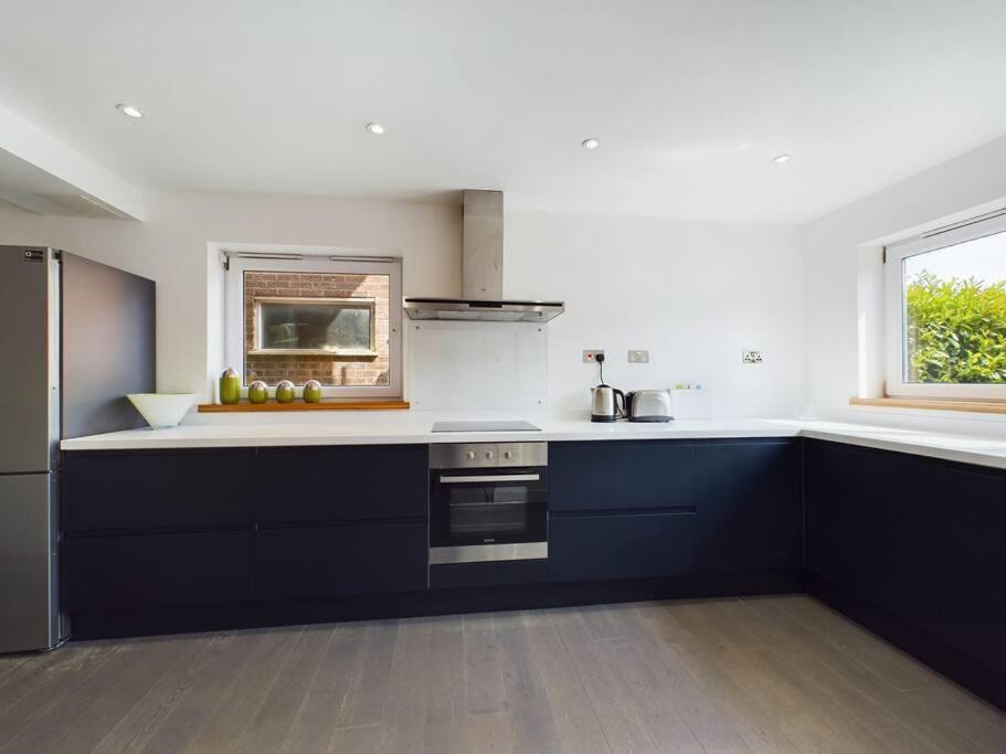 Stylish Cotswold Parking Peaceful Garden Villa Winchcombe Esterno foto